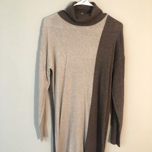 NWT Two-tone Turtleneck Sweater Dress